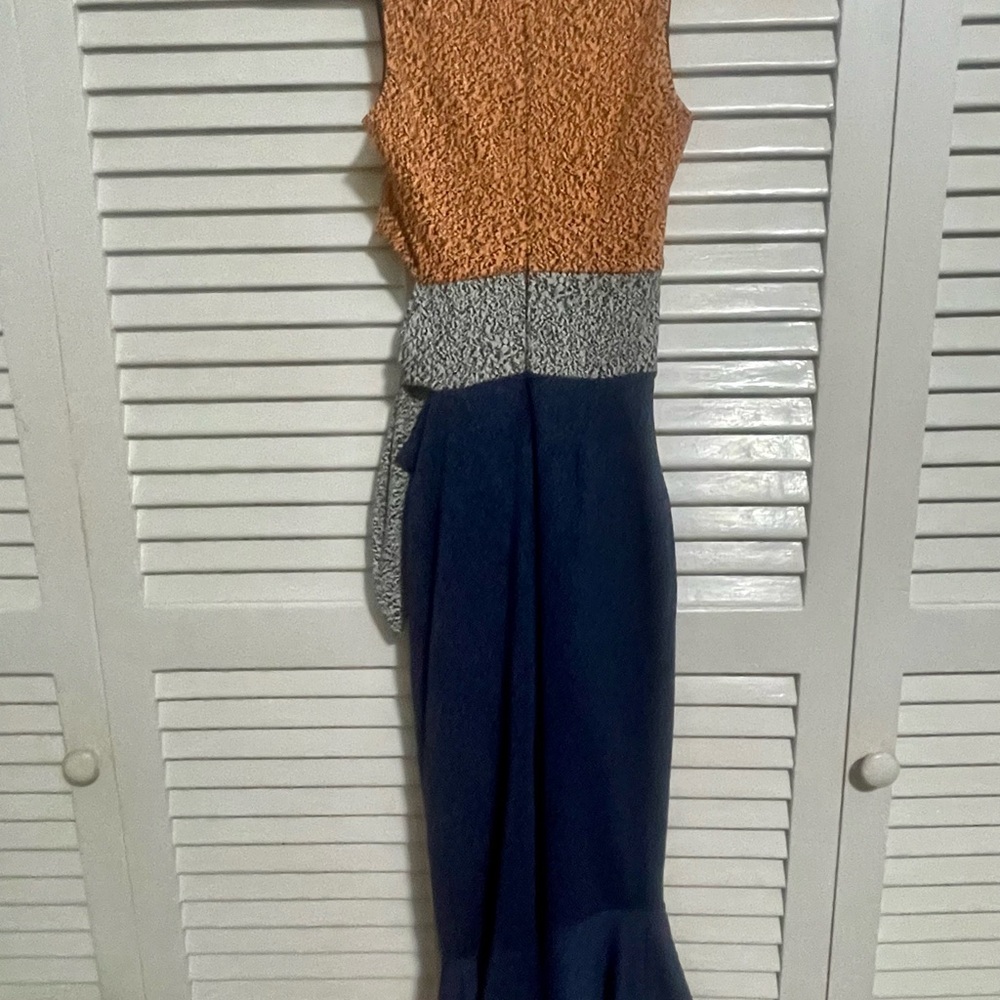 Colorblock Tie-Waist Women’s Dress - Blue, Gray & Sherbet.Excellent condition! - Picture 2 of 4